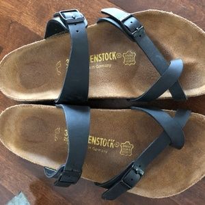 Birkenstock 39 9 black. Vegan